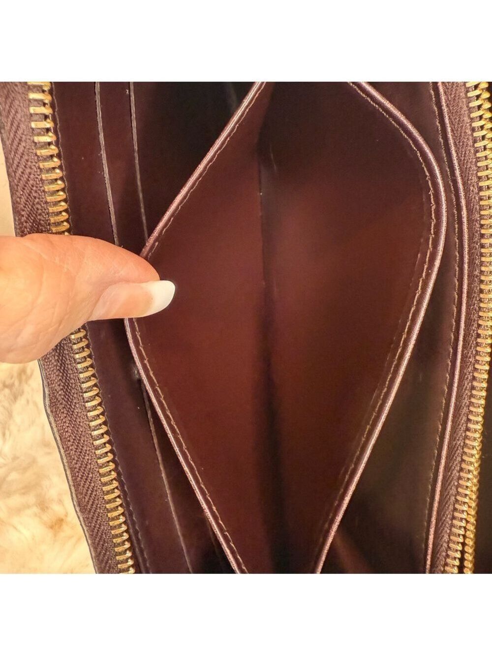 LOUIS VUITTON MONOGRAM VERNIS ZIPPY WALLET - Picture 12 of 16